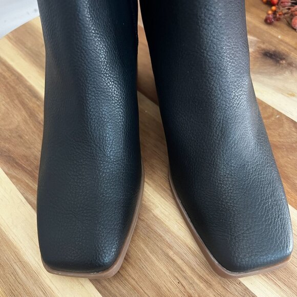 Yellow Box Maora Womens Heeled Boot Squared Toe Sz 6 in Black Faux Leather - Picture 5 of 10